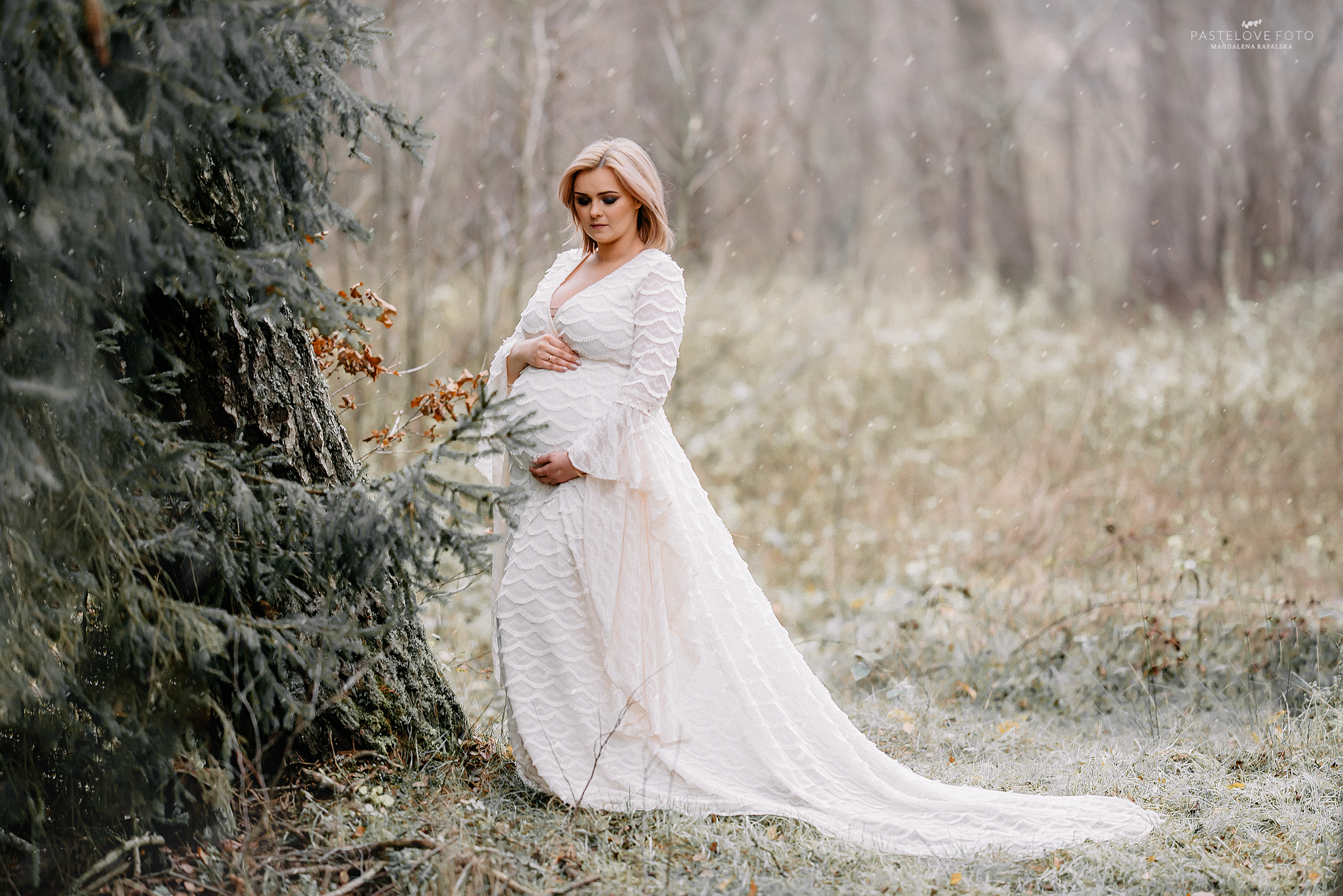 suknia-ciążowa-sesja-brzuszek-plener-pregnancy-rodzę-w-20121-fotograf-włocławek